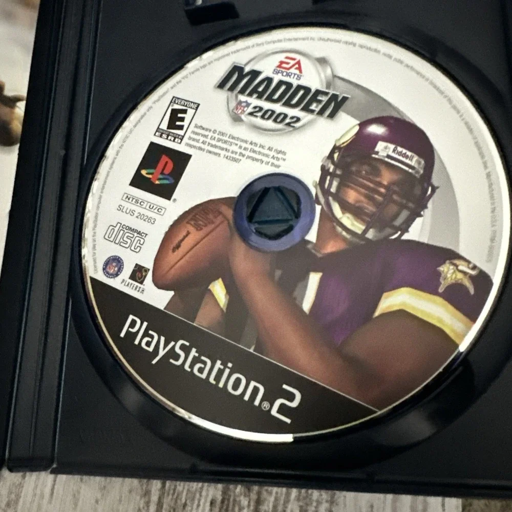 Madden NFL 2002 (PS2, 2001) PlayStation 2 With Manual